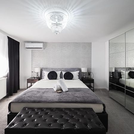 For You Apartments Gold & Silver Сибиу Екстериор снимка